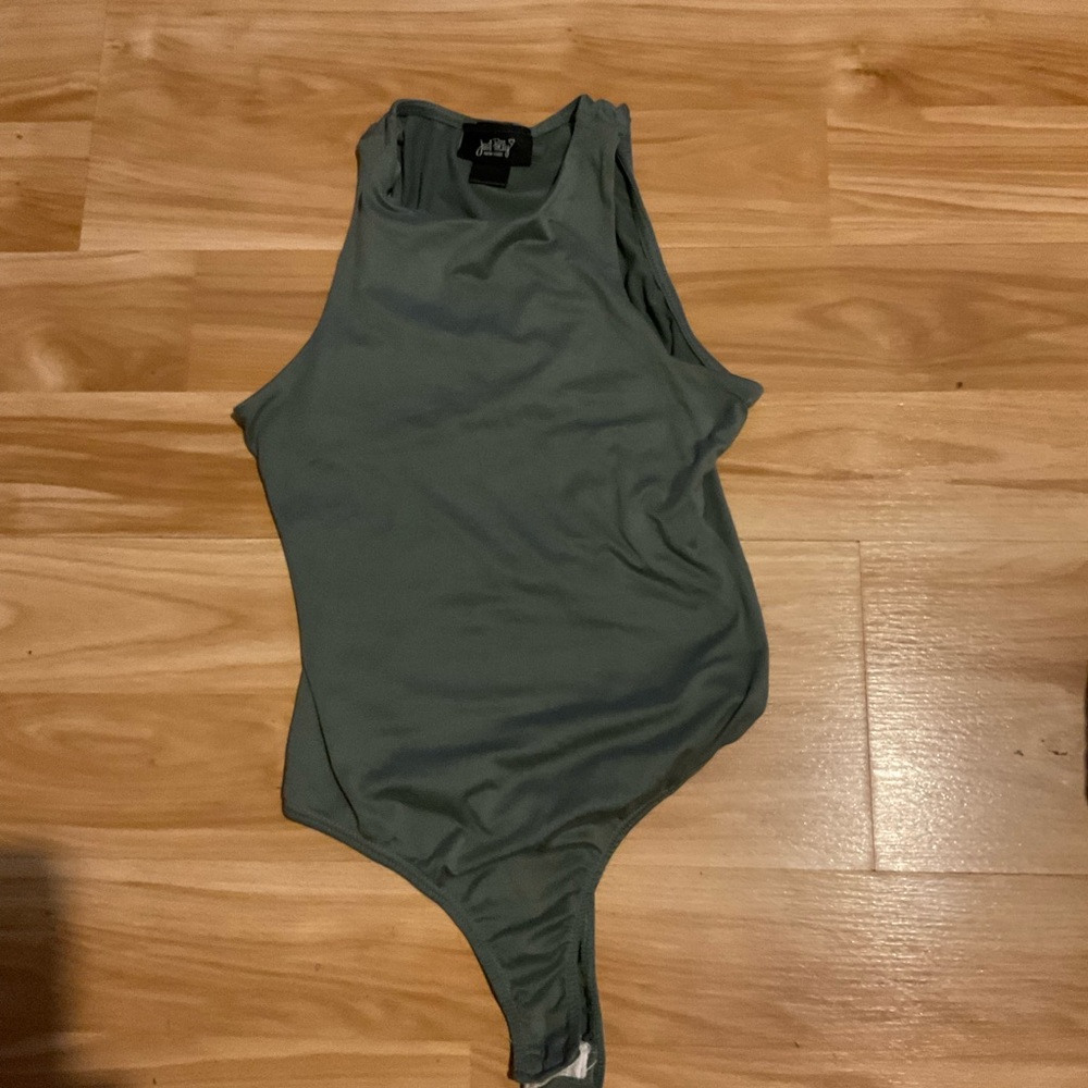 Just Polly sage green bodysuit top size s comfy classic athleisure professional - Picture 2 of 3